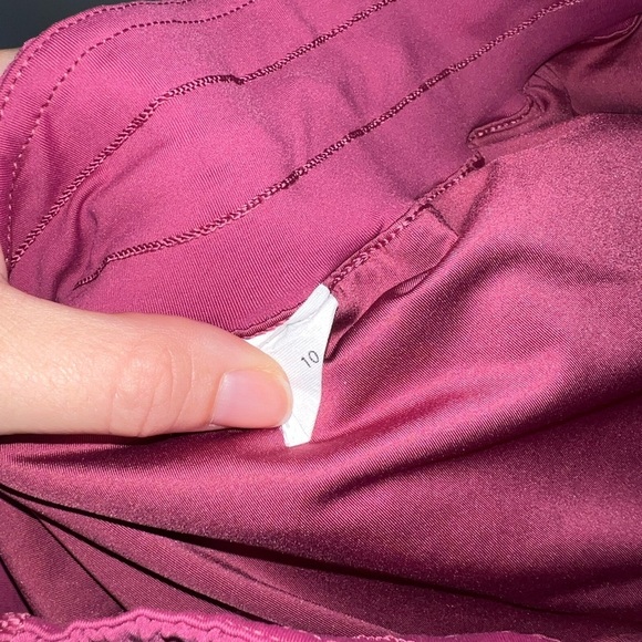 LULULEMON Women's Mauve plum Shorts size 10 - Picture 11 of 12
